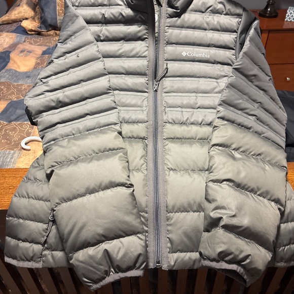 Women’s spring fall jacket from Columbia - Picture 3 of 3